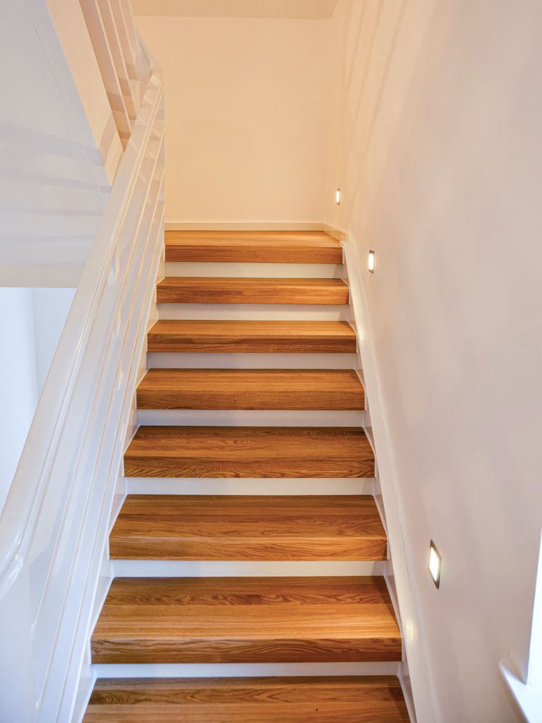 Treppe renoviert