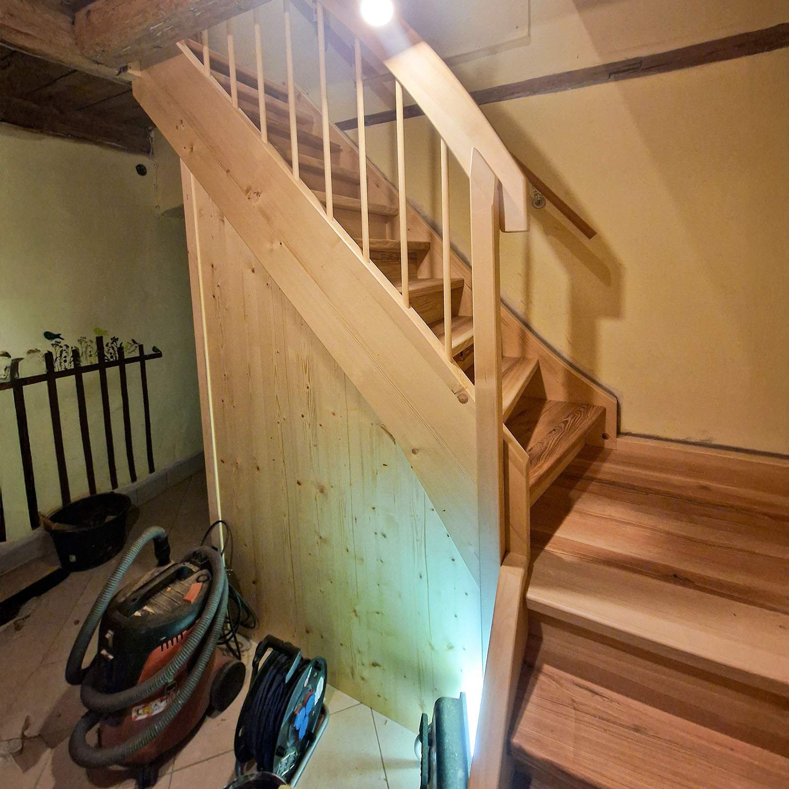 Kellertreppe, Berg